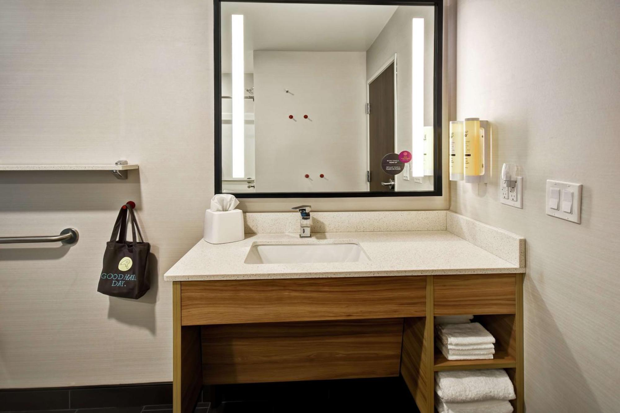Hotel Tru By Hilton Wayne Fort Wayne